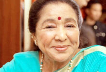 Photo of वॉइस ऑफ वर्सटैलिटी आशा भोसले: शास्त्रीयता की जड़ों से ग्लोबल पॉप के शिखर तक