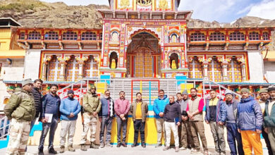 Photo of श्री बदरीनाथ धाम के कपाट खुलने से पूर्व युद्ध स्तर पर चल रही है तैयारियां