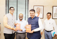 Photo of मुख्यमंत्री देवेंद्र फडणवीस के हाथों ‘द लाइफ स्किल कॉल्ड सेल्स’ का विमोचन