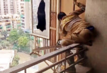 Photo of गाजियाबाद के इंदिरापुरम स्थित पॉश आवासीय सोसायटी ‘‘गौर ग्रीन एवेन्यू’’ में लगी भीषण आग