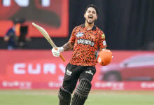 Photo of टीम जिस प्रतिबद्धता के साथ खेली उससे मैं खुश, पर अपने खुद के खेल से खुश नहीं : इशान किशन