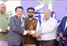 Photo of कमेंटेटर शम्भू नाथ पांडेय को विशेष सम्मान, गुजरात के वित्त मंत्री ने किया सम्मानित