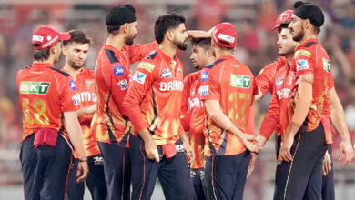 Photo of लखनउ सुपर जायंटस को भी हरा पंजाब किंग्स शीर्ष पर अपनी स्थिति और मजबूत करने उतरेगी