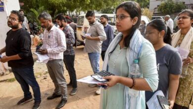 Photo of भारत में परीक्षा संकट: नीट को लीक करना जेईई से अधिक आसान क्यों है
