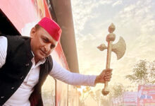 Photo of अखिलेश की भेष बदल कर हिन्दू वोटों की फसल काटने की तिकड़म