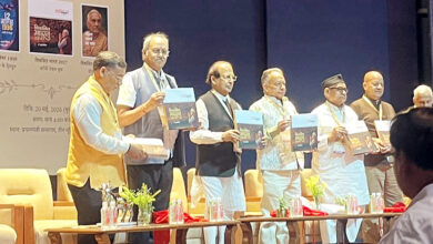 Photo of लोकतांत्रिक निर्णयों का उपहास उड़ाकर अशांति पैदा करने वालों को जवाब हमारा ‘विकसित भारत’ देगा : बृजमोहन अग्रवाल