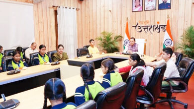 Photo of सीएम ने मन की बात का 134वॉं संस्करण नेताजी सुभाष चन्द्र बोस आवासीय बालिका छात्रावास की बालिकाओं के साथ सुना