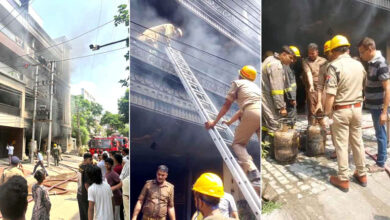 Photo of भीषण आग में फँसे 09 लोगों का अग्निशमन विभाग के जांबाजों ने विकट परिस्थितियों में किया रेस्क्यू