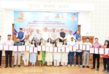 Photo of विभिन्न पदों पर चयनित 276 अभ्यर्थियों को मुख्यमंत्री धामी ने नियुक्ति पत्र वितरित किए