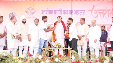 Photo of खटीमा में ‘जन-जन की सरकार, मुख्य सेवक आपके द्वार’ कार्यक्रम मे सीएम ने प्रतिभाग किया