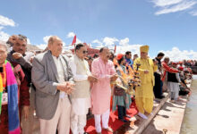 Photo of राजस्थान विधानसभाध्यक्ष वासुदेव देवनानी ने प्रथम सिंधु कुंभ में की सिंधु नदी एवं भगवान झूलेलाल की पूजा-अर्चना