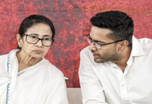 Photo of क्या तृणमूल कांग्रेस के सामने खड़ा हो रहा है अस्तित्व का संकट ?