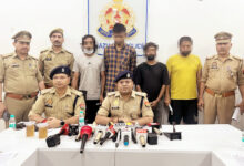 Photo of लिंकरोड पुलिस टीम द्वारा फिरौती हेतु अपहरण का प्रयास करने वाले 04 अभियुक्त गिरफ्तार