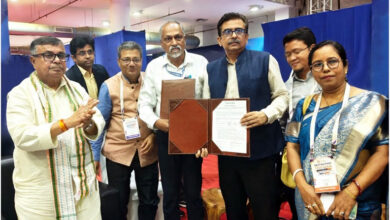 Photo of आरईसी लिमिटेड ने त्रिपुरा में बिजली और नवीकरणीय ऊर्जा विकास को गति देने के लिए ₹15,000 करोड़ के समझौता ज्ञापनों पर हस्ताक्षर किए
