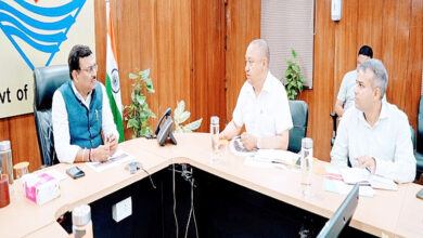 Photo of सीएस ने श्री केदारनाथ-बद्रीनाथ से सम्बन्धित कार्यों की विस्तार से जानकारी ली
