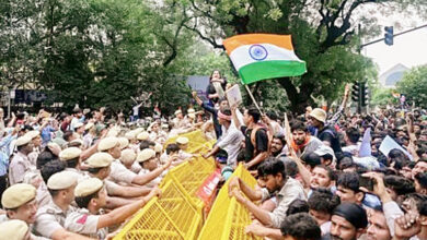 Photo of संवाद से सशक्त होगा लोकतंत्र, हिंसा से नहीं