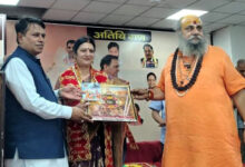 Photo of प्रसिद्ध कवि ‘डॉक्टर कुंअर बेचैन’ की जयंती पर सजी देश-दुनिया के नामचीन कवियों की भव्य महफिल