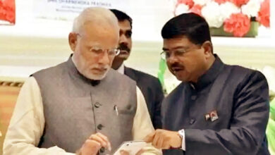 Photo of धर्मेंद्र प्रधान का इस्तीफा :समय की नाजुकता समझते हुए प्रधानमंत्री नरेन्द्र मोदी का सख्त कदम