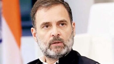 Photo of राहुल के गुप्त विदेशी दौरे की कीमत चुकाती कांग्रेस