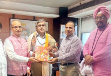 Photo of रामलीला आयोजकों को निगम सभी सुविधाएं उपलब्ध कराएगा: संजीव खिरवार (निगम आयुक्त)
