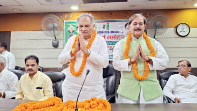 Photo of राष्ट्रीय लोकदल महिलाओं को सशक्त एवं सर्व समाज के अधिकारों की रक्षा और उनके उत्थान के लिए प्रतिबद्ध है : त्रिलोक त्यागी