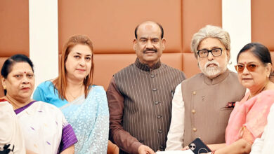 Photo of सांसदों की खरीद-फरोख्त और लोकतंत्र की अग्निपरीक्षा