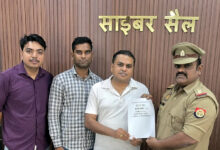 Photo of इंदिरापुरम थाने के साइबर सेल ने पीड़ित को 4,91,000/- रुपए की धनराशि करवायी वापस