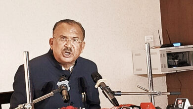 Photo of संवाद से सशक्त होता लोकतंत्र