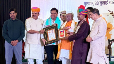 Photo of वीणा संगीत ग्रुप के प्रसनजीत मालू को राजस्थान गौरव अवार्ड मिला