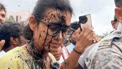Photo of सियाहीं फेंककर विचारों को रोकने की आपराधिक मानसिकता