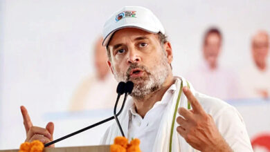 Photo of आरोपों के चक्रव्यूह में उलझती स्वस्थ राजनीति
