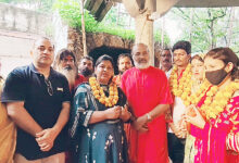 Photo of शिवशक्ति धाम डासना में बुर्का और इस्लाम त्याग कर सनातनी हुई कांवड़ लाने वाली शेरनियां