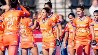 Photo of भारतीय महिला हॉकी टीम कड़े संघर्ष के बाद दूसरे चरण के पहले मैच में नीदरलैंड से हारी