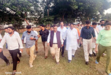 Photo of सांसद, विधायक व सीडीओ ने महामाया स्टेडियम में 30 करोड़ रुपये के विकास कार्यों का निरीक्षण