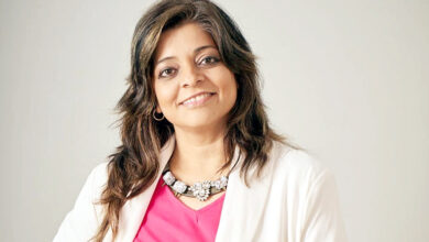 Photo of 45 के बाद नई उड़ान: निवेदिता बसु ने साबित किया, शुरुआत की कोई उम्र नहीं