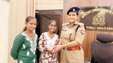 Photo of राष्ट्रीय शिक्षक दिवस पर सहायक पुलिस आयुक्त उपासना पाण्डेय ने स्कूली बच्चों के साथ समय बिताया