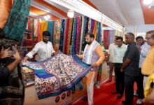 Photo of खादी का नया अवतार, जेन-ज़ेड के साथ स्वदेशी का विस्तार