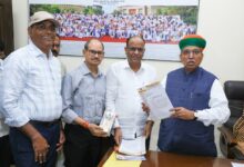 Photo of राजस्थानी भाषा को संविधान की आठवीं अनुसूची में सम्मिलित करने हेतु केंद्रीय विधि मंत्री से भेंट