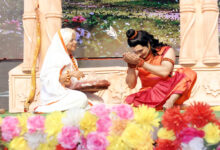 Photo of विश्व प्रसिद्ध लव कुश रामलीला में सोने की विशाल लंका धू-धू करते हुए जली