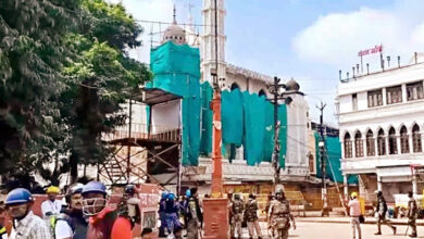 Photo of सड़क चौड़ी हो रही थी, मगर अफवाह ने खाई चौड़ी कर दी