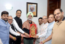 Photo of रामलीलाएं नई पीढ़ी को प्रभु श्रीराम के आदर्शों और रामराज की अवधारणा से जोड़ने का सशक्त माध्यम हैं : उपराज्यपाल तरनजीत सिंह संधू