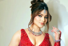Photo of भारत-पाक फाइनल में उर्वशी रौतेला का ग्लैमर